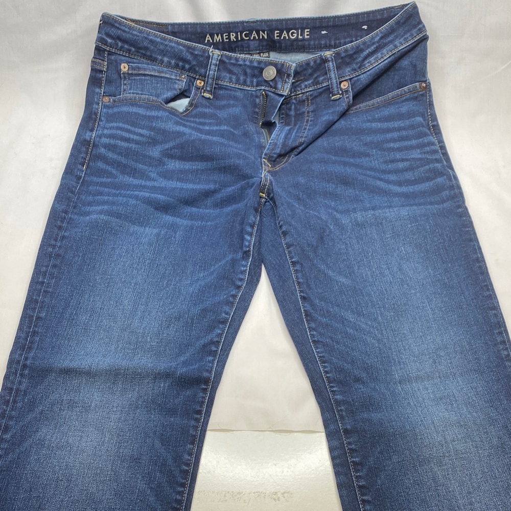 American Eagle Outfitters men’s Dark Blue relaxed jeans size 34/32